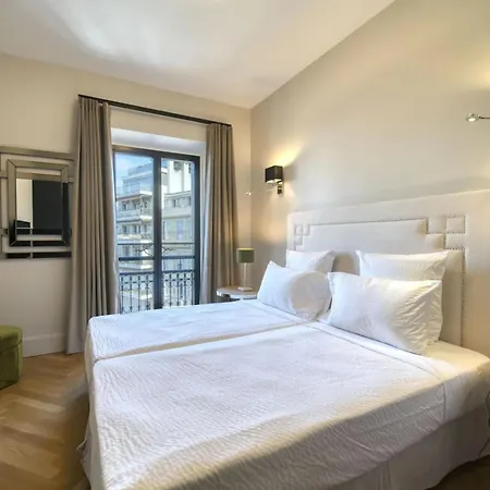 Apartment Charming In Heart Of